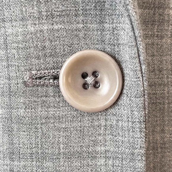 Body by Victoria Grey Blazer - Picture 4 of 9